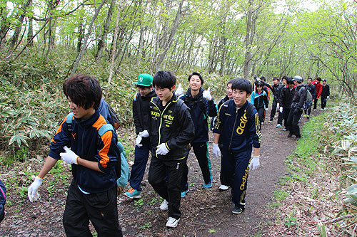 2015-05-22-新入社員登山　登山道
