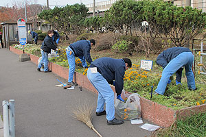 2015-11-07-まちぴか　ボランティア活動の様子　その1